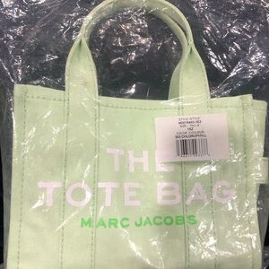 NWT Marc Jacobs Green Canvas tote bag “The Tote Bag” Collection plus Free Item